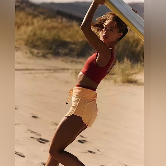 *NWOT* Free People Movement Limitless Shorts - Morning Sun - Picture 1 of 7